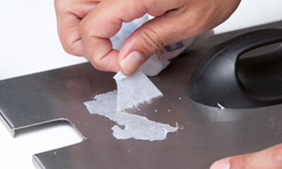 Guide to Choosing a Car Adhesive Remover